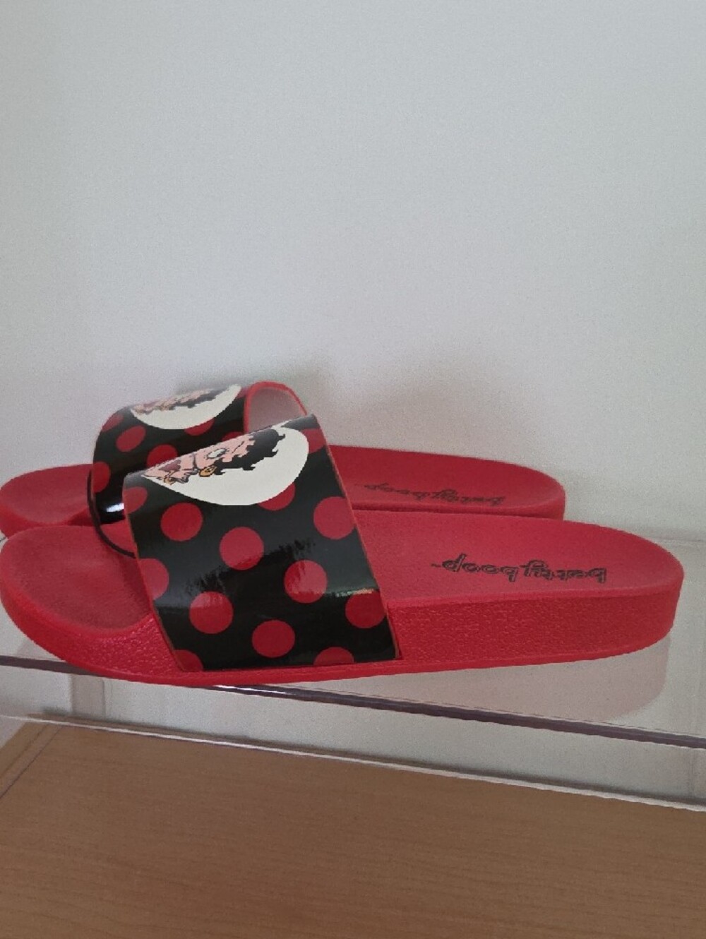 Betty Boop Red & Black Polka Dot Womens Slide Sandals, Size 8 NWT - Picture 5 of 5